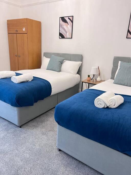 Spacious 3 Bed Flat - Beach Nearby - No Pets Southend-on-Sea Exterior photo