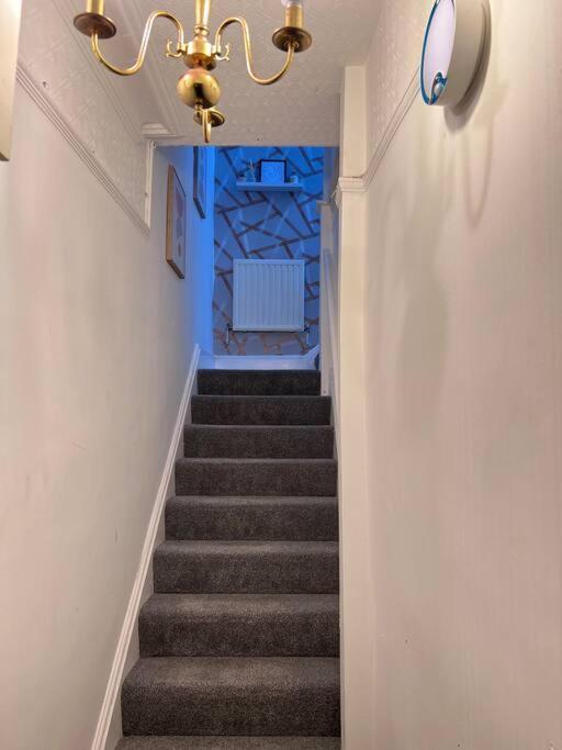 Spacious 3 Bed Flat - Beach Nearby - No Pets Southend-on-Sea Exterior photo